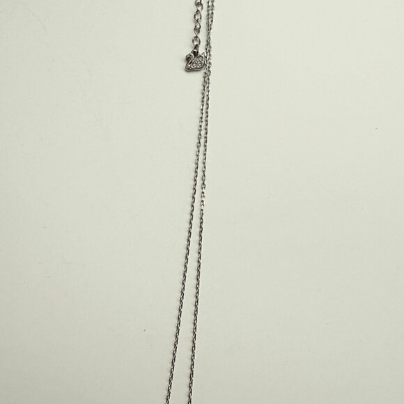 Swarovski Crystal Love Heart Pendant & Earrings Set (White Rhodium Plating) - Picture 7 of 11